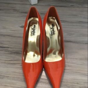 Orange Pumps